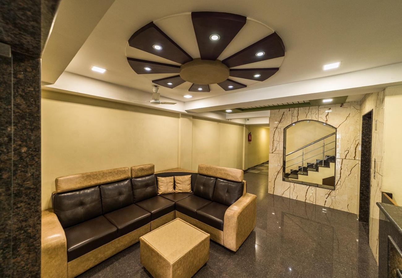 Sau Residency Hotel Kanchipuram Eksteriør billede