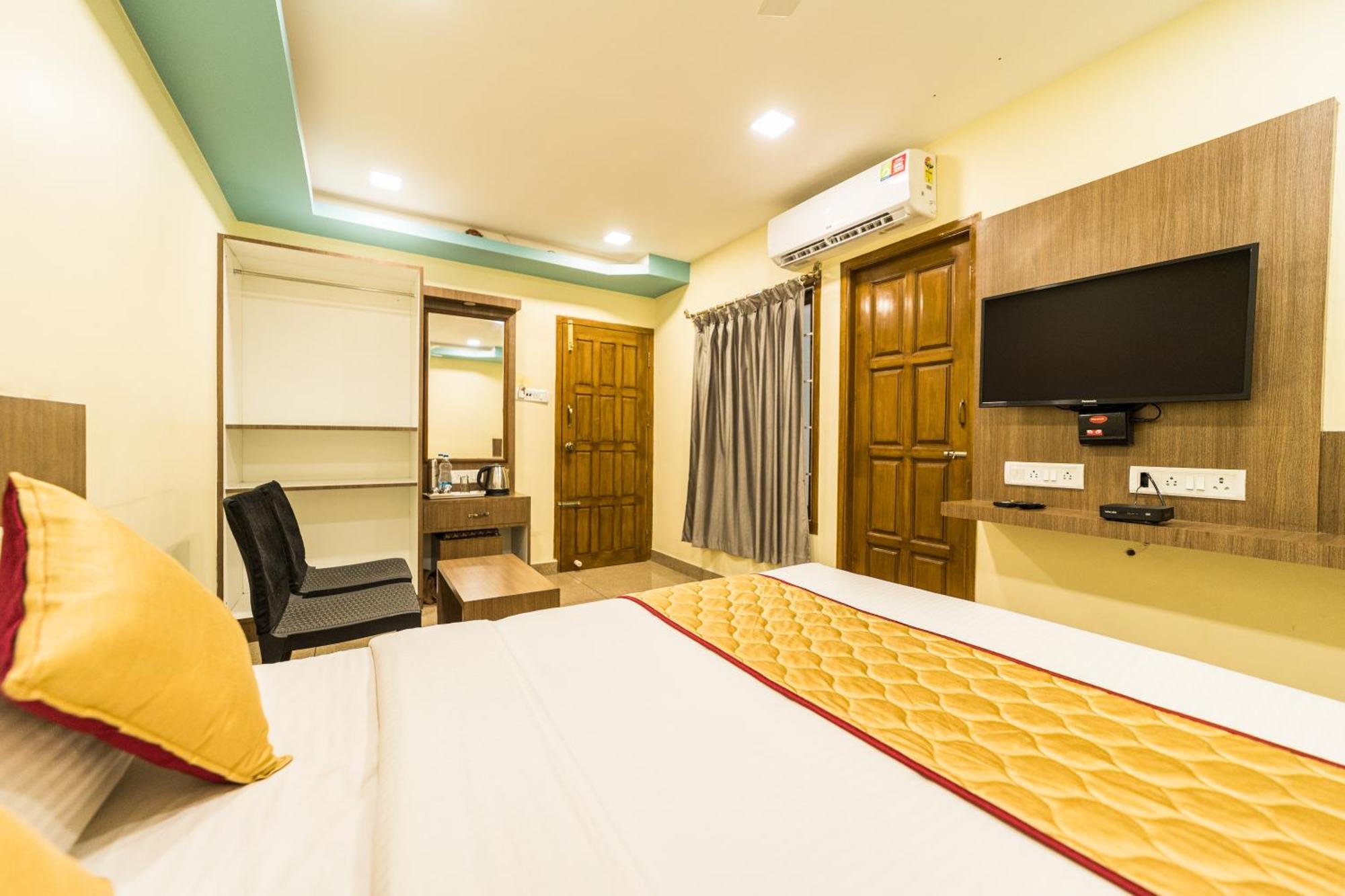Sau Residency Hotel Kanchipuram Eksteriør billede